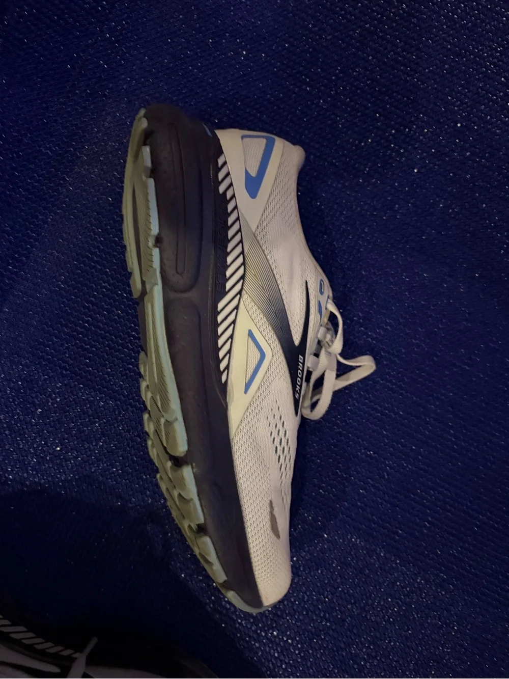 Brooks women’s running